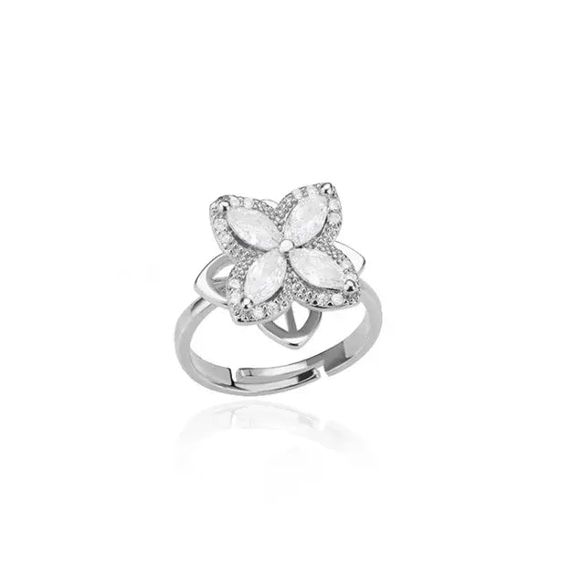 Clover Hearts Ring