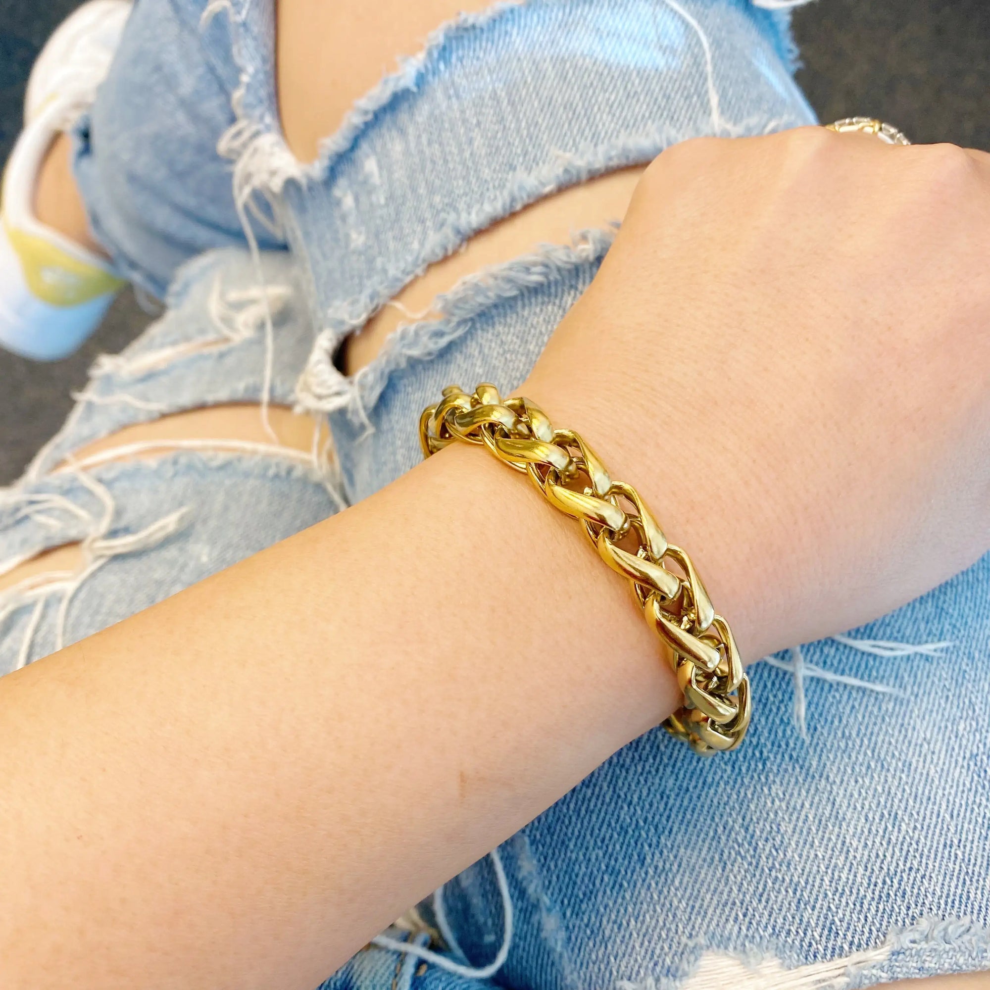 Gold Urban Edge Bracelet